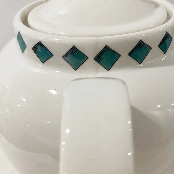 Poole Pottery Mad Hatters Tea Party Teapot Alice In Wonderland England - Picture 15 of 15